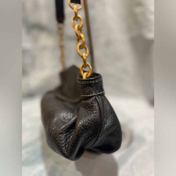 MAXX New York Leather Hobo Shoulder Bag - Picture 9 of 9